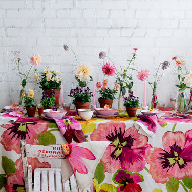 Bonnie and Neil X Small Acorns Tablecloth | Pansies