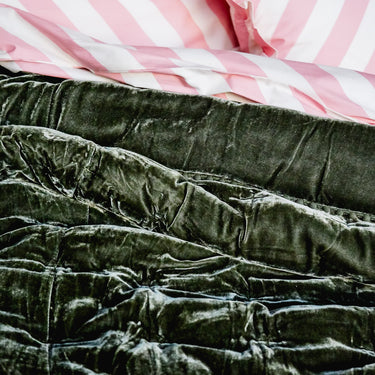 Seneca Cruz Velvet Comforter | Forest
