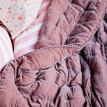 Seneca Cruz Velvet European Pillowcase | Vintage Pink