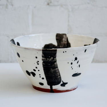 Katherine Smyth Chow Bowl | Black & White